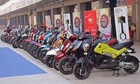Dealerships & manufacturers offer a number of discounts on scooters & motorcycles 